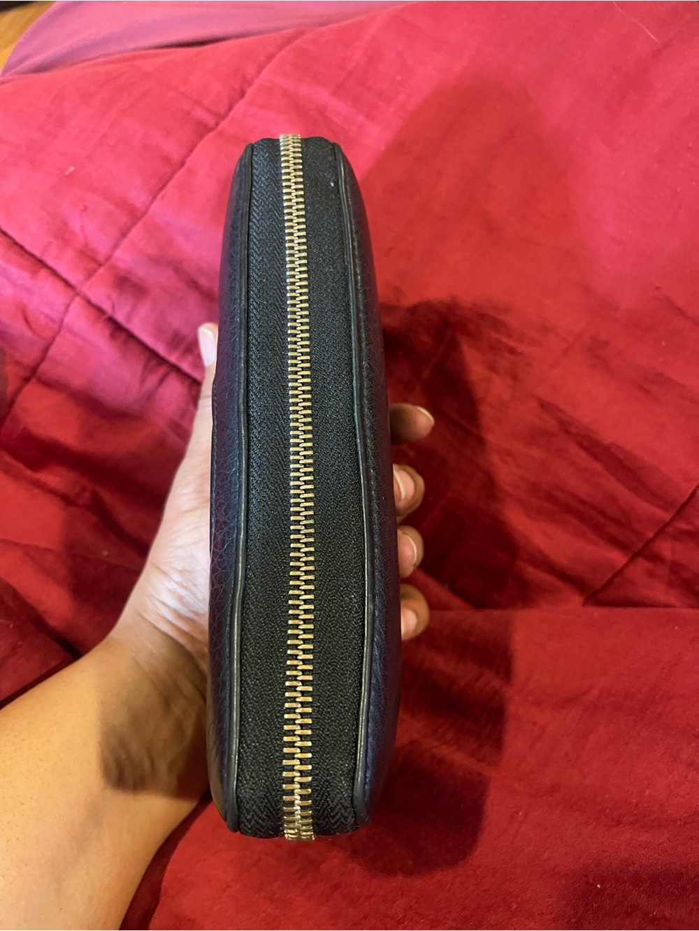 Gucci Black Leather Zip Wallet with Tassel and Embossed GG - Picture 7 of 14